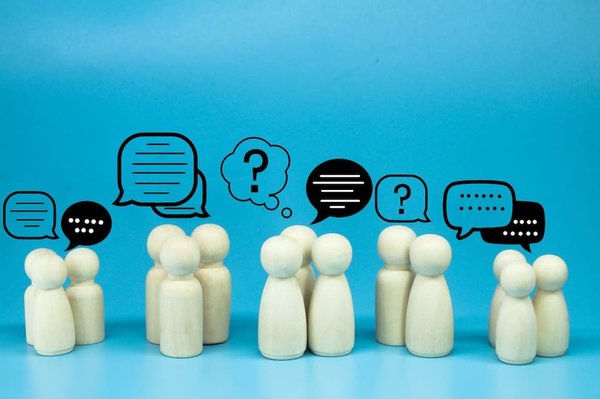 Quelles sont les influences de l'opéra chinois traditionnel sur le théâtre occidental ?